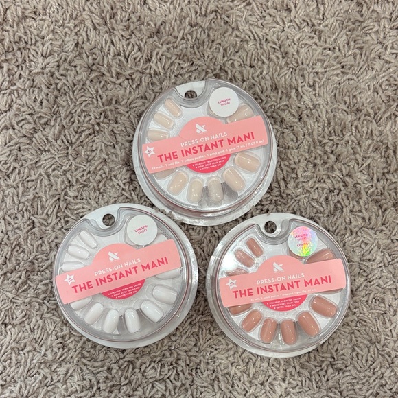 Olive and June Press-On Nails - 3 Pack - Picture 1 of 4